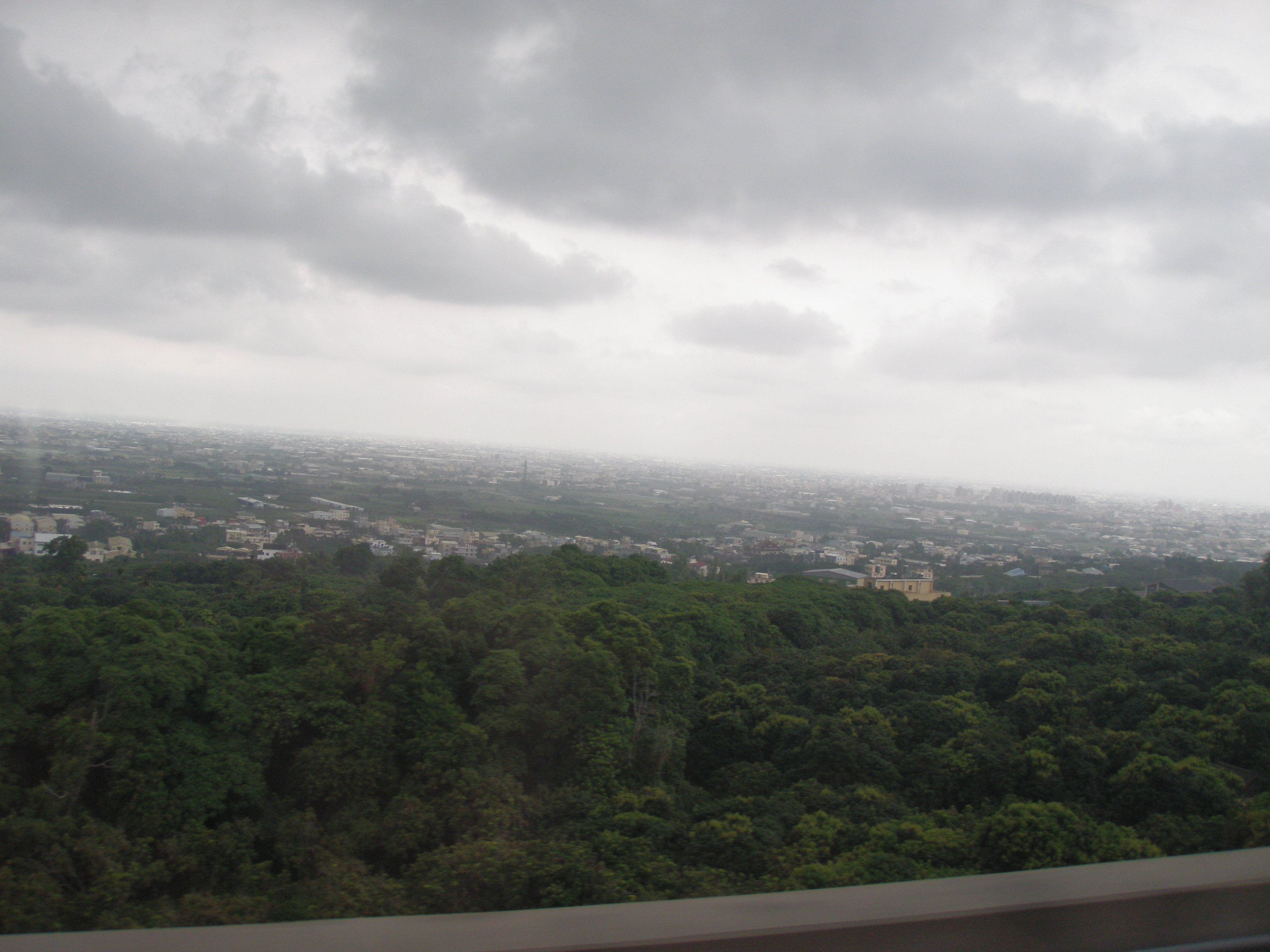 Zuoying area view from train